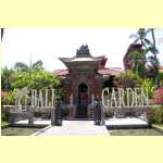 kuta scenes005.jpg